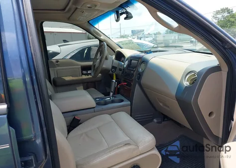 2004 Ford F-150 из США, поврежденный, VIN 1FTPW14524KD52631